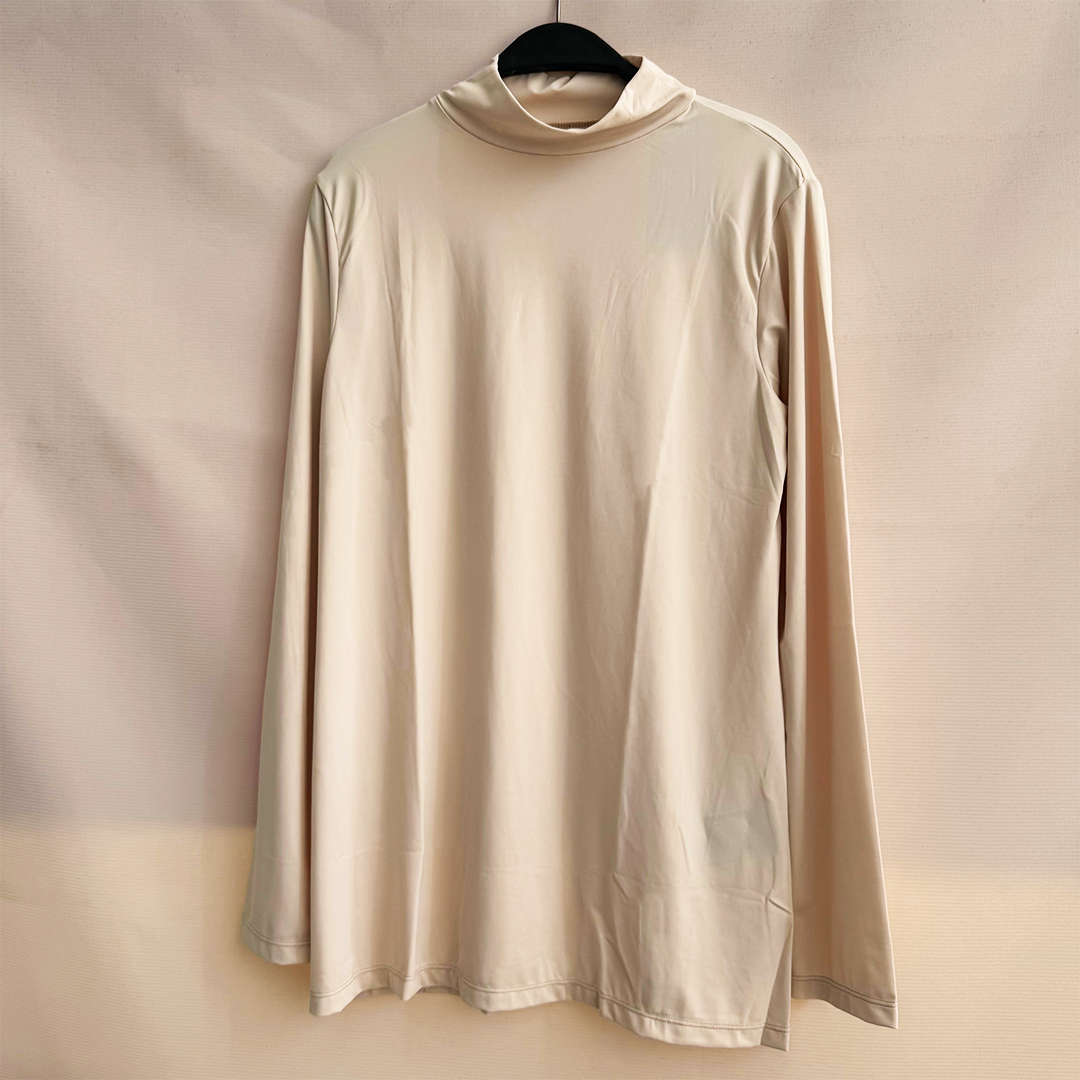 Winner Vogue Deandra Turtle Neck Nylon Lengan Panjang Wanita
