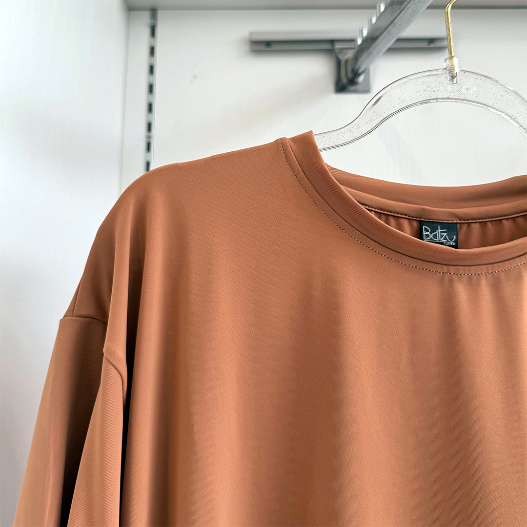 Batzu Clothing Salma Oversize Slit Tee - Kaos Oversize Wanita