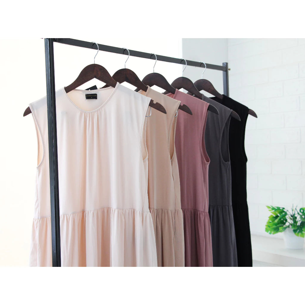 Astrid Sleeveless Dress Wanita