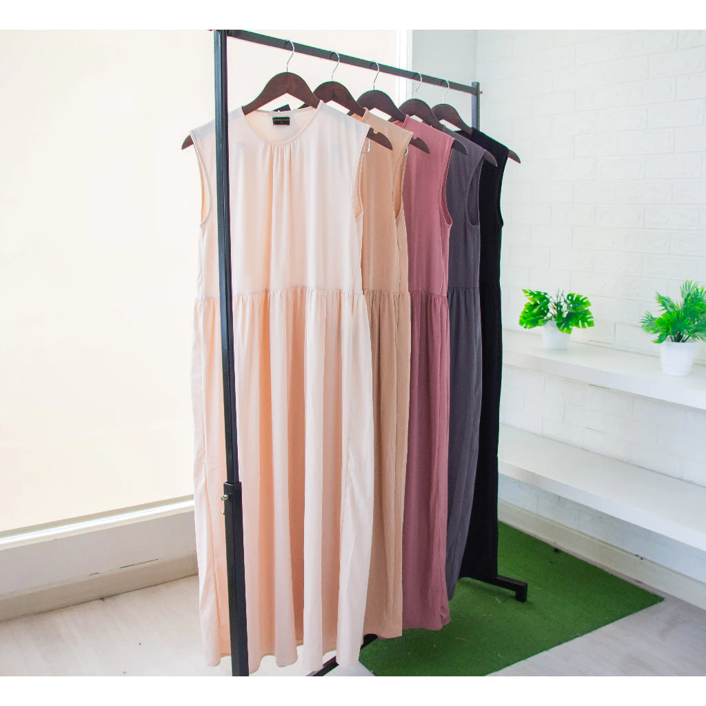 Astrid Sleeveless Dress Wanita