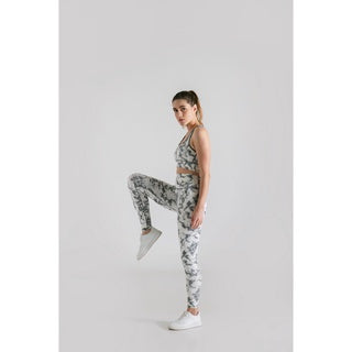 SoulActiv Supra Legging Tie Dye in Gray